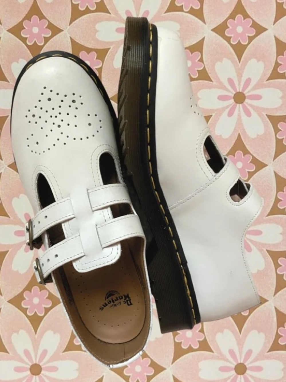 white dr martens mary janes [sz 10]!